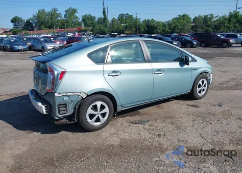 2014 Toyota Prius Four z USA, uszkodzony, nr VIN JTDKN3DU7E1830534